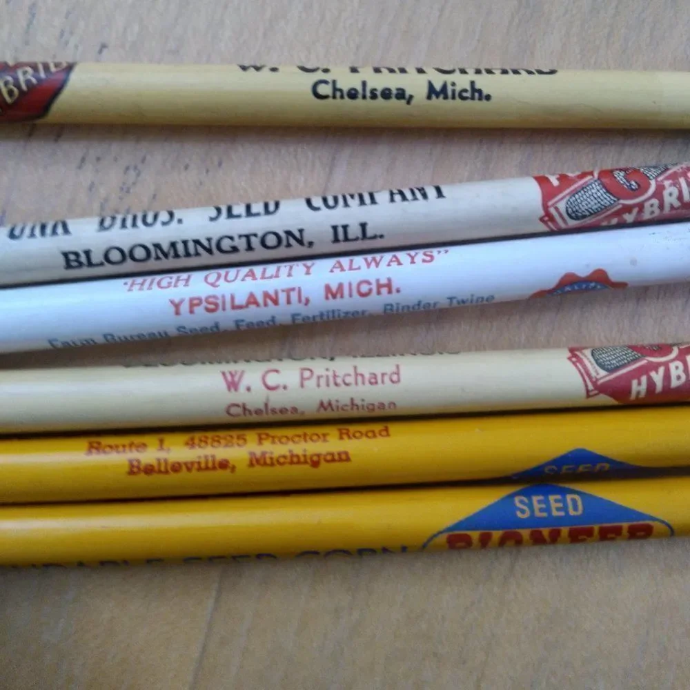 Vintage Funk Bros. Seed Pioneer Corn Illinois Michigan Pencils (6)